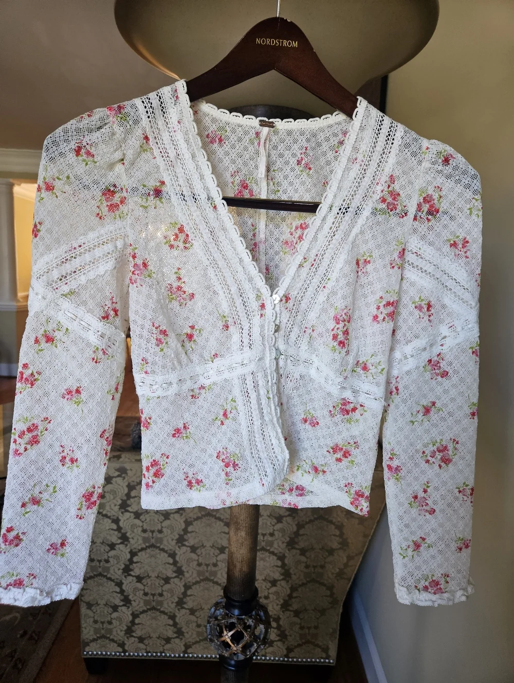 NWOT Free People White/Pink Floral LaceCrop Top - Picture 6 of 17
